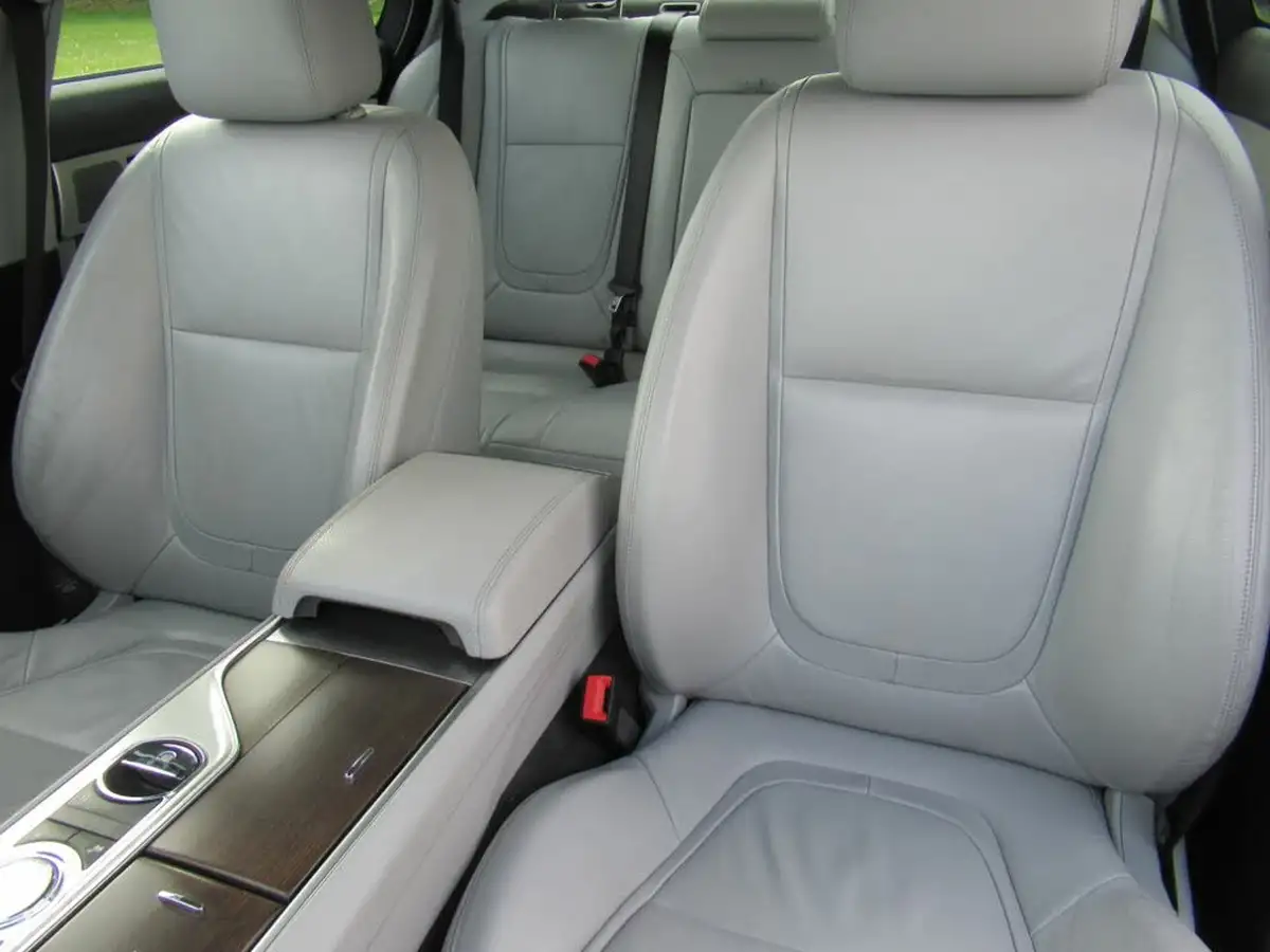 2013-jaguar-xf-22td-luxury-163ps-ss-saloon-4d-auto-big-21