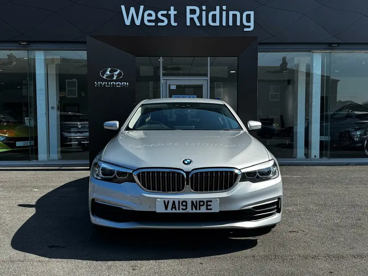 2019-bmw-5-series-20-530e-se-auto-big-1