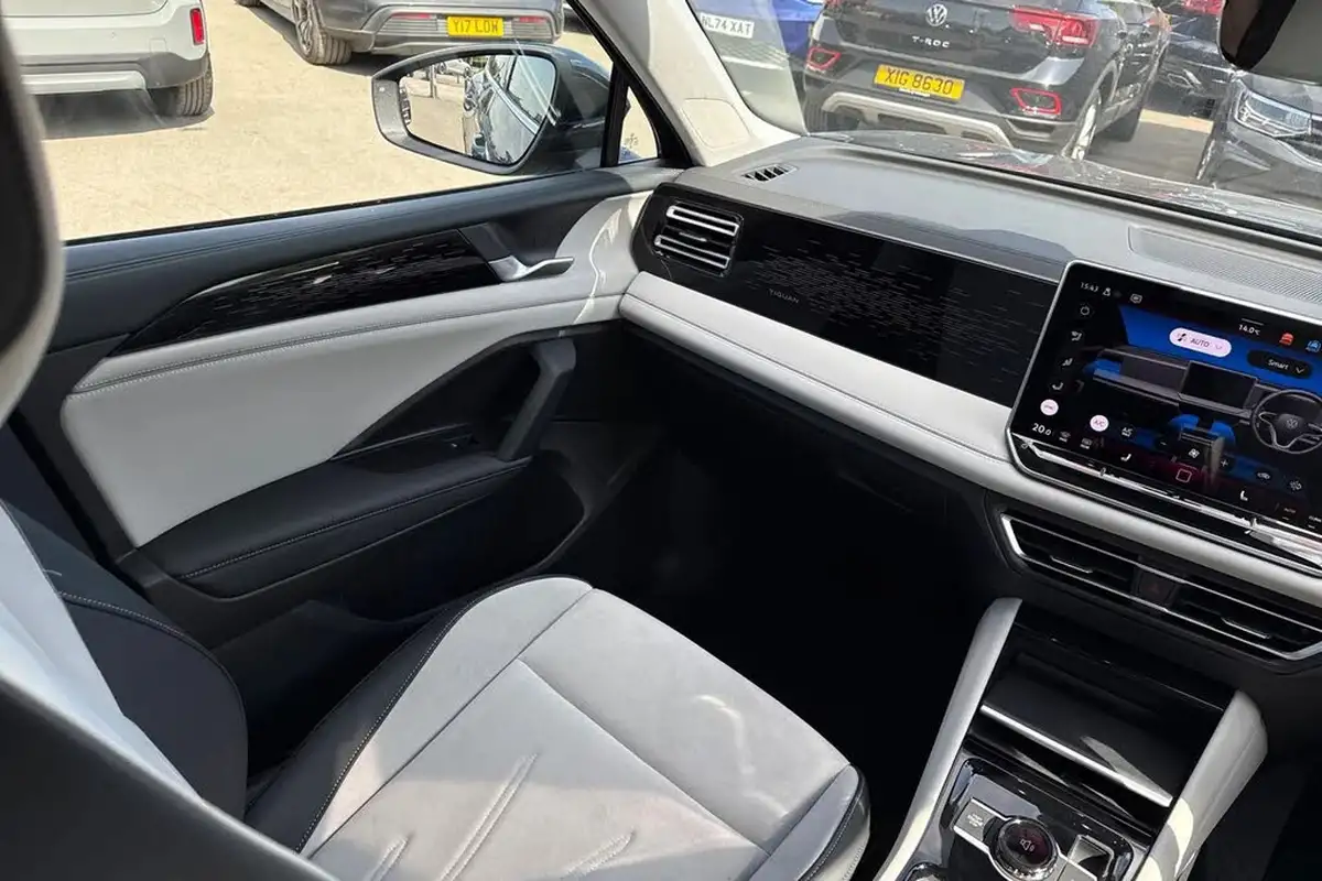 2024-volkswagen-tiguan-15-etsi-elegance-big-45