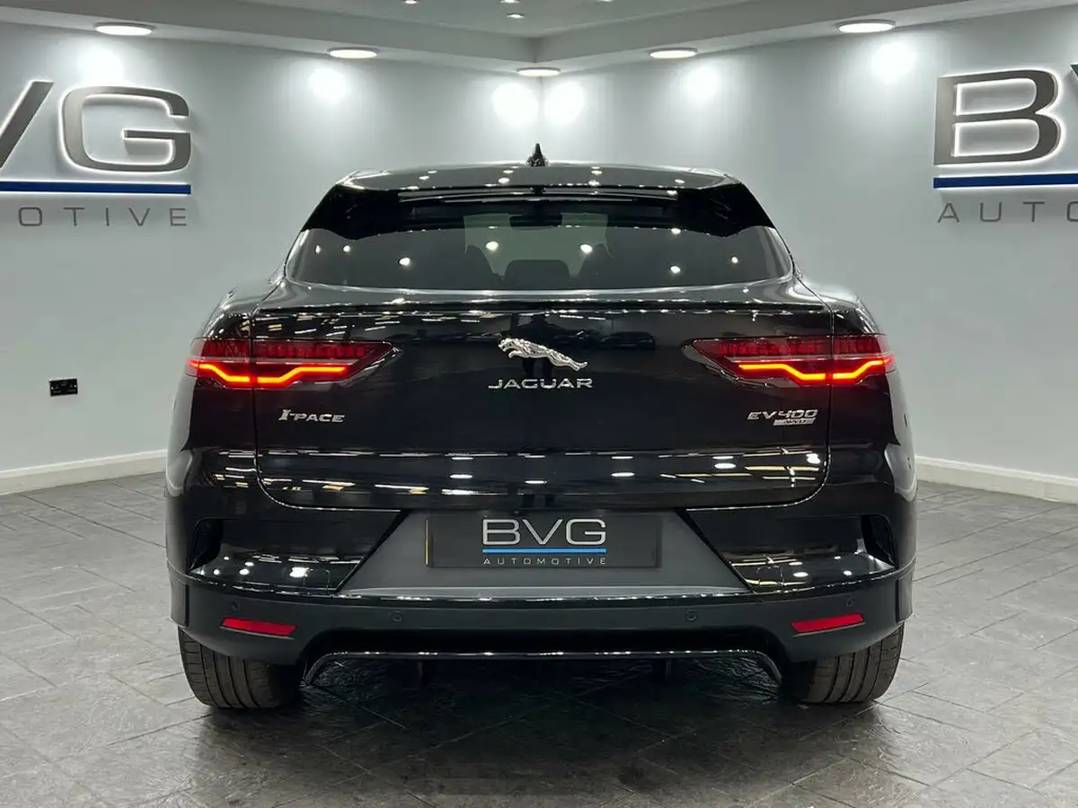 2020-jaguar-i-pace-ev400-s-big-10