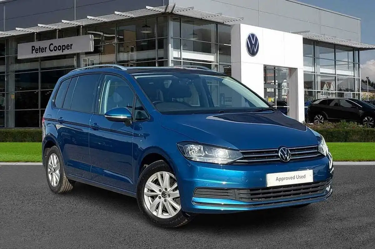 2021-volkswagen-touran-15-tsi-se-family-dsg-big-0