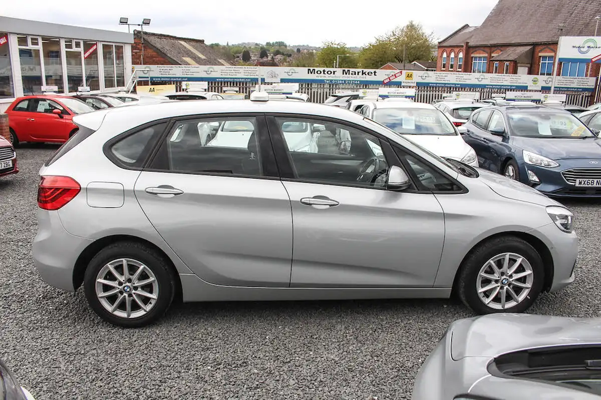 2016-bmw-2-series-15-218i-se-active-tourer-5d-big-11