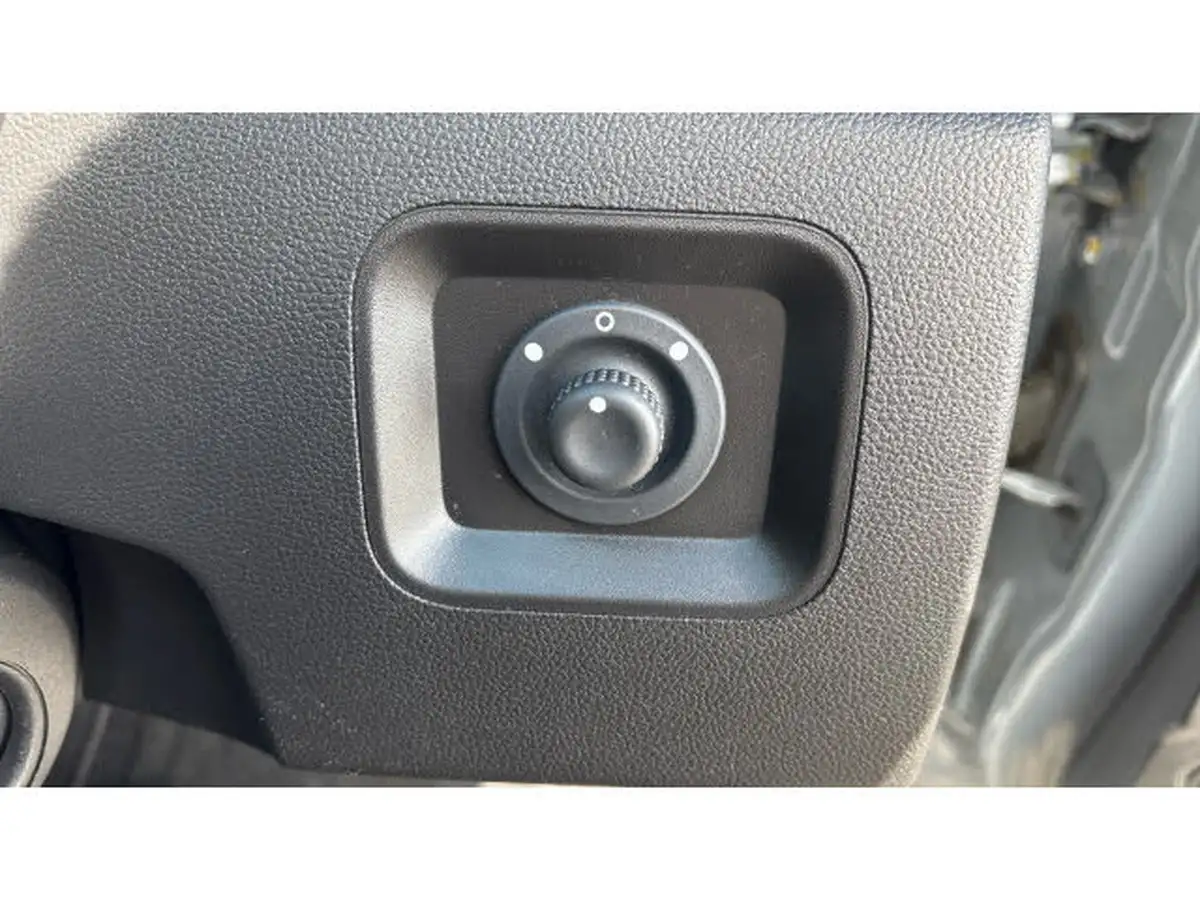 2023-dacia-sandero-stepway-10-tce-expression-90bhp-big-27