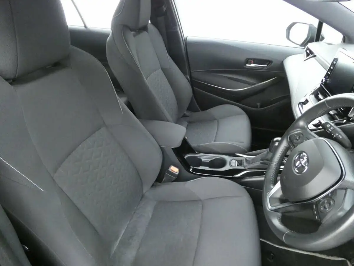 2021-toyota-corolla-18-vvt-i-icon-tech-spare-wheel-touring-sports-5d-big-8