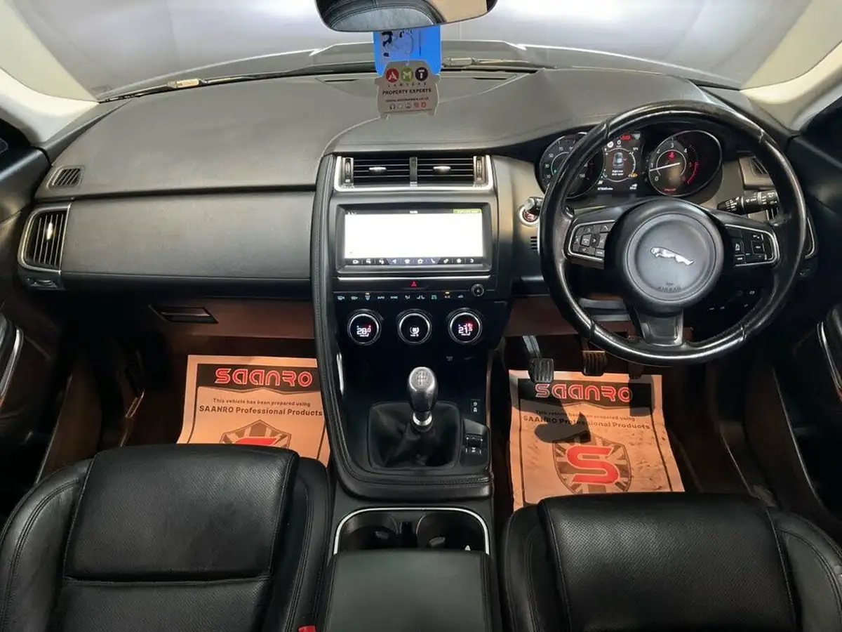 2018-jaguar-e-pace-20-i4d-s-ss-big-41