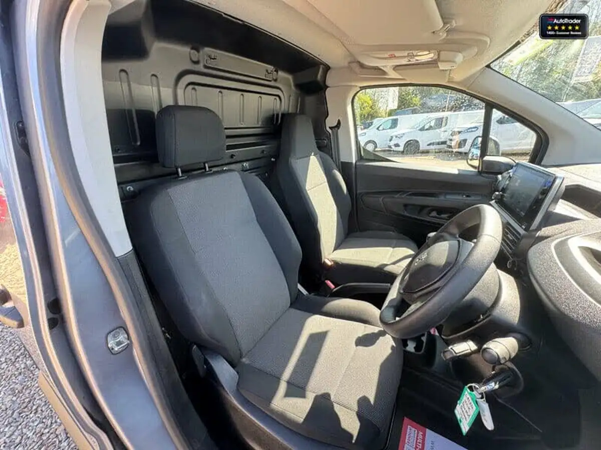 2024-peugeot-partner-15-bluehdi-950-professional-premium-100pseu6d-big-14