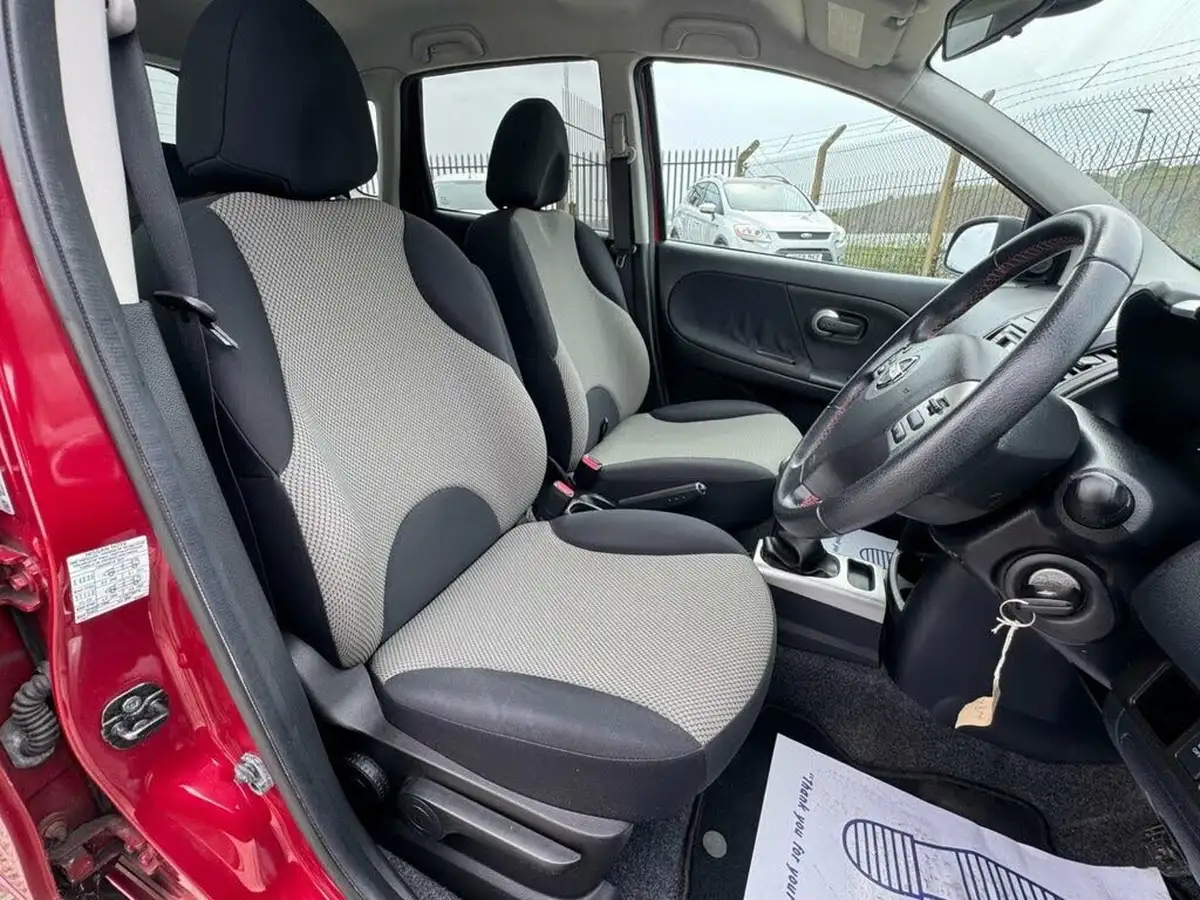2011-nissan-note-14-n-tec-big-31