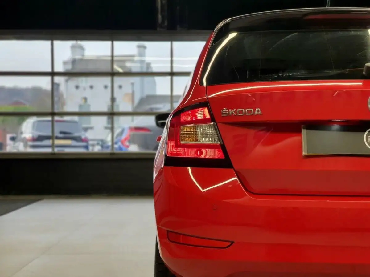 2019-skoda-fabia-10-tsi-colour-edition-big-17