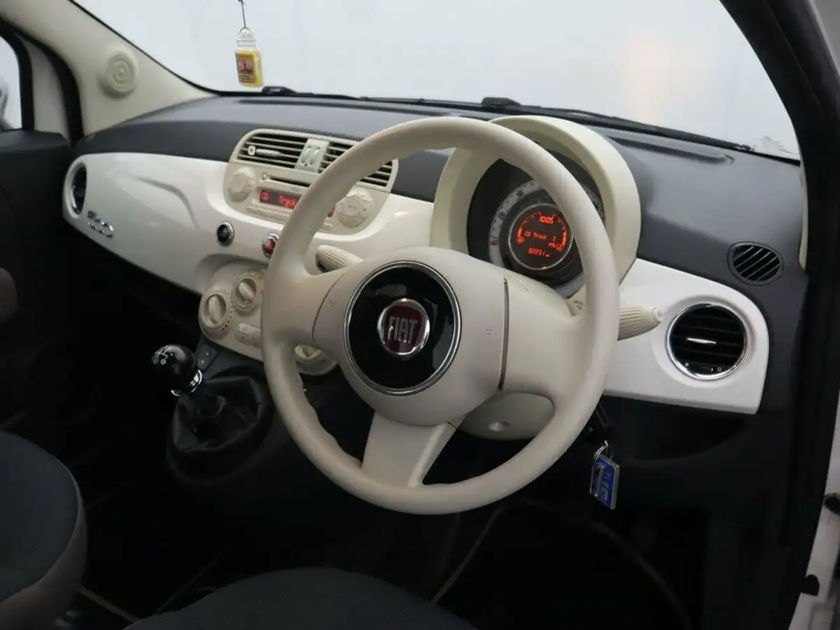 2015-fiat-500-12-pop-ss-big-8