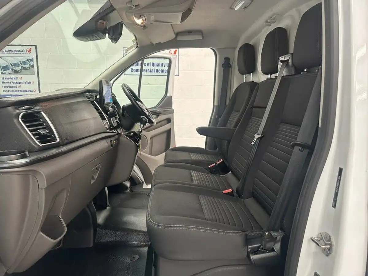 2023-ford-transit-custom-20tdci-300-l1h1-limited-130pseu6d-panel-van-1997cc-big-10