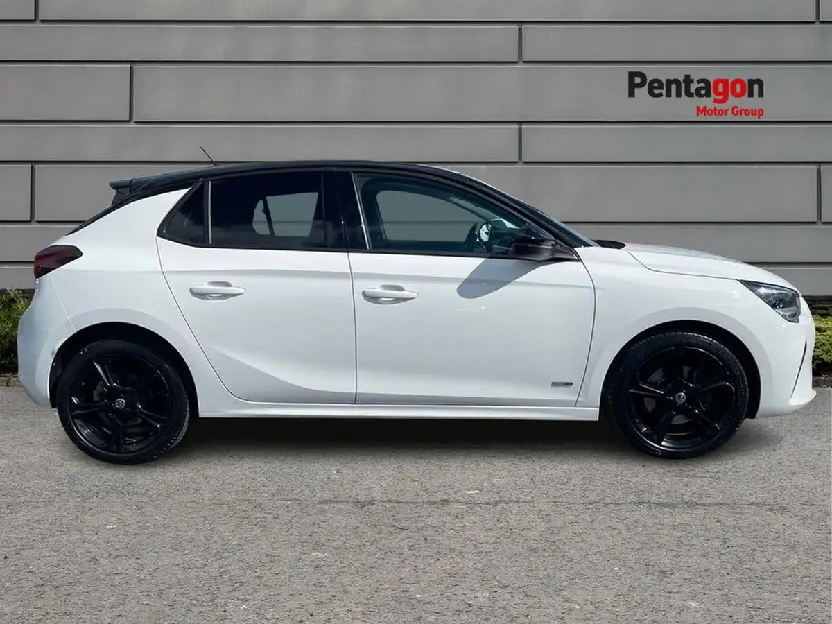 2021-vauxhall-corsa-12-turbo-griffin-edition-big-11