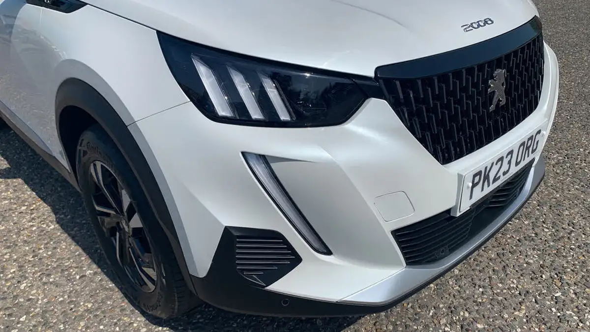 2023-peugeot-2008-suv-12-puretech-gt-130bhp-station-wagon-eat8-big-45