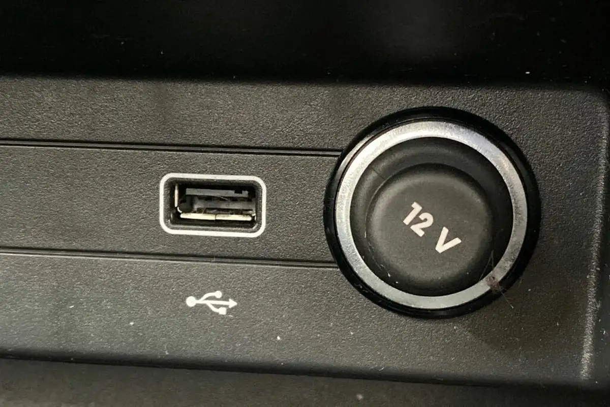 2019-skoda-fabia-10-mpi-se-75ps-ss-hatchback-big-24