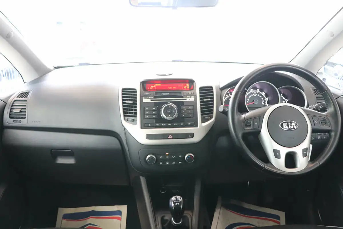 2017-kia-venga-14-2-big-12