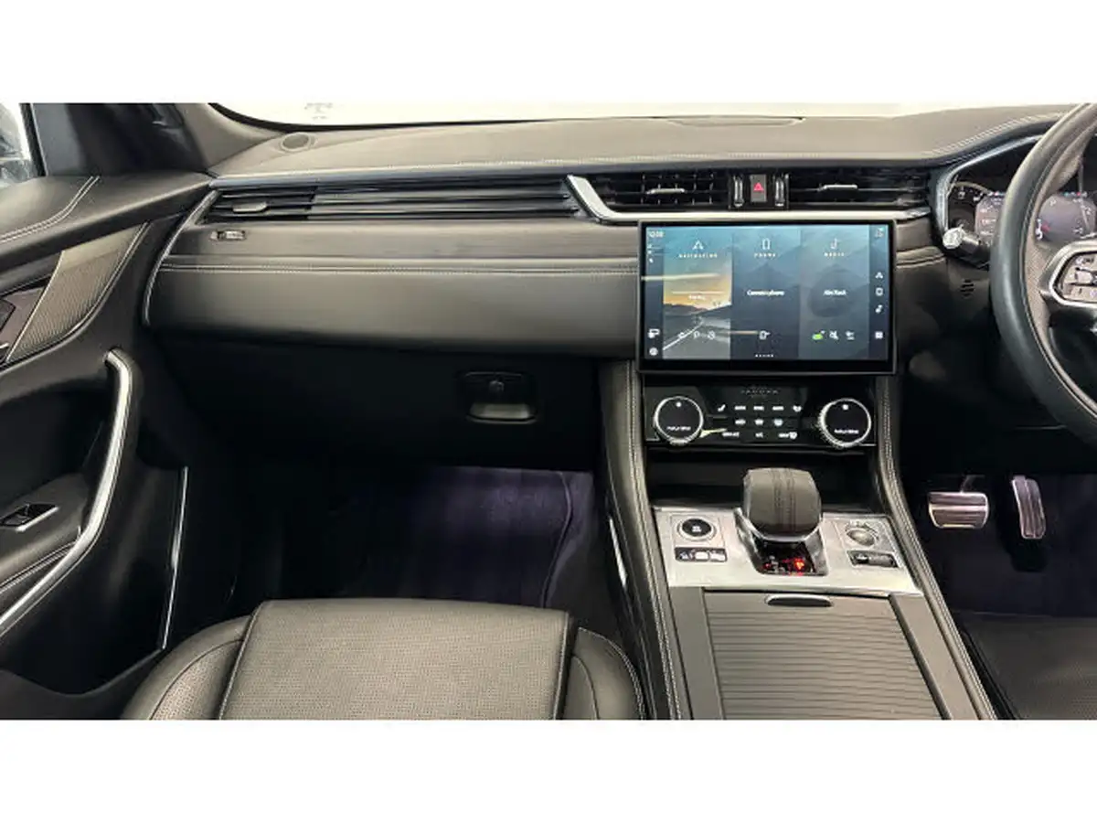 2022-jaguar-f-pace-20-p250-r-dynamic-black-big-13
