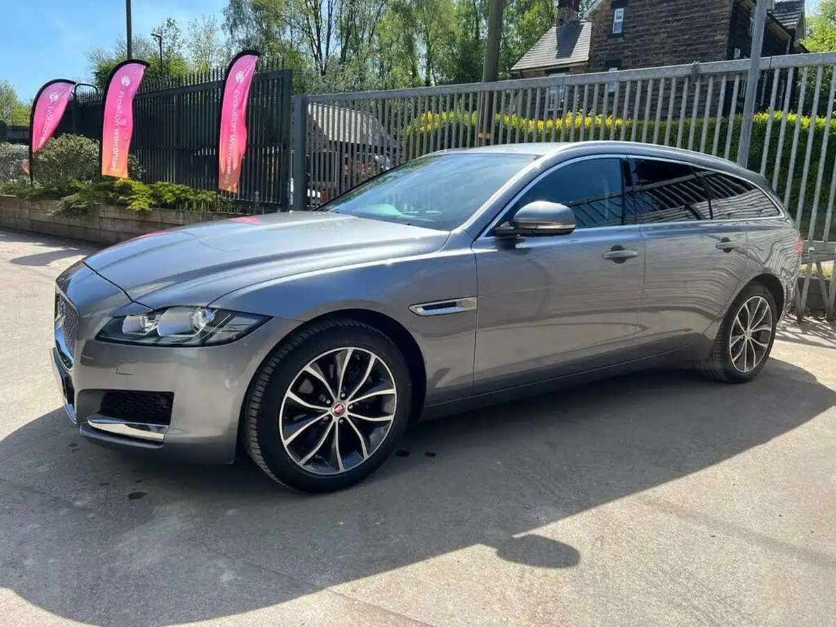 2019-jaguar-xf-20i-portfolio-250ps-sportbrake-5d-big-13