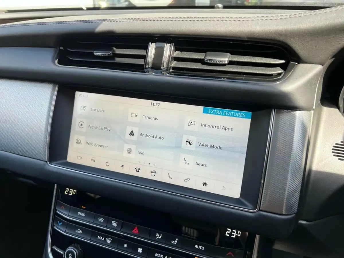 2019-jaguar-xf-20i-portfolio-250ps-sportbrake-5d-big-37