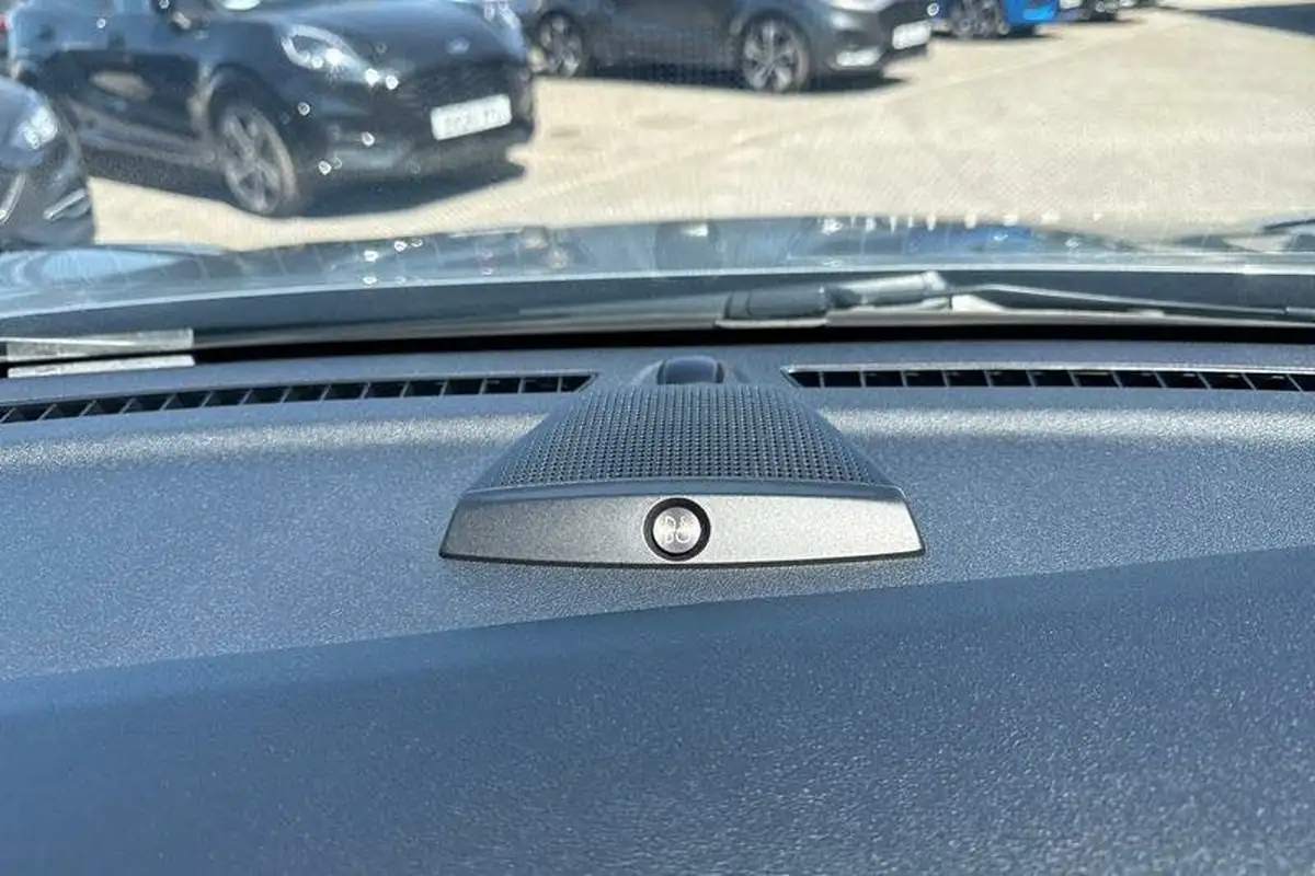 2021-ford-puma-suv-10-st-line-vignale-155ps-hybrid-mhev-auto-big-25