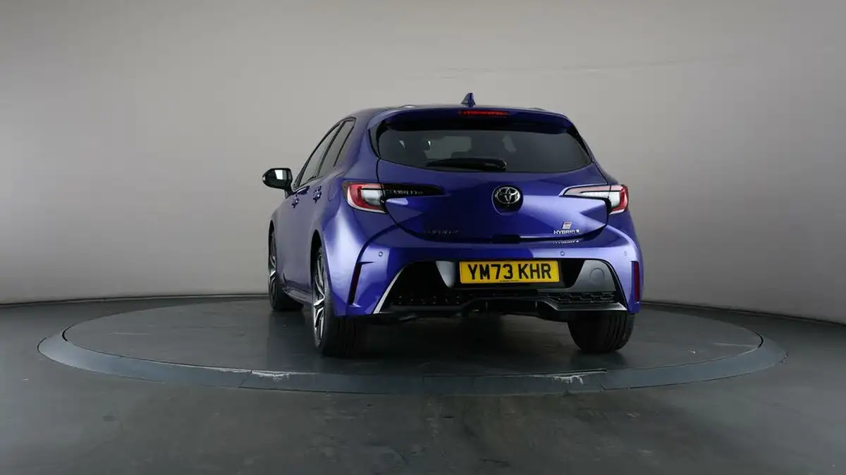 2024-toyota-corolla-18-vvt-i-gr-sport-hatchback-big-38
