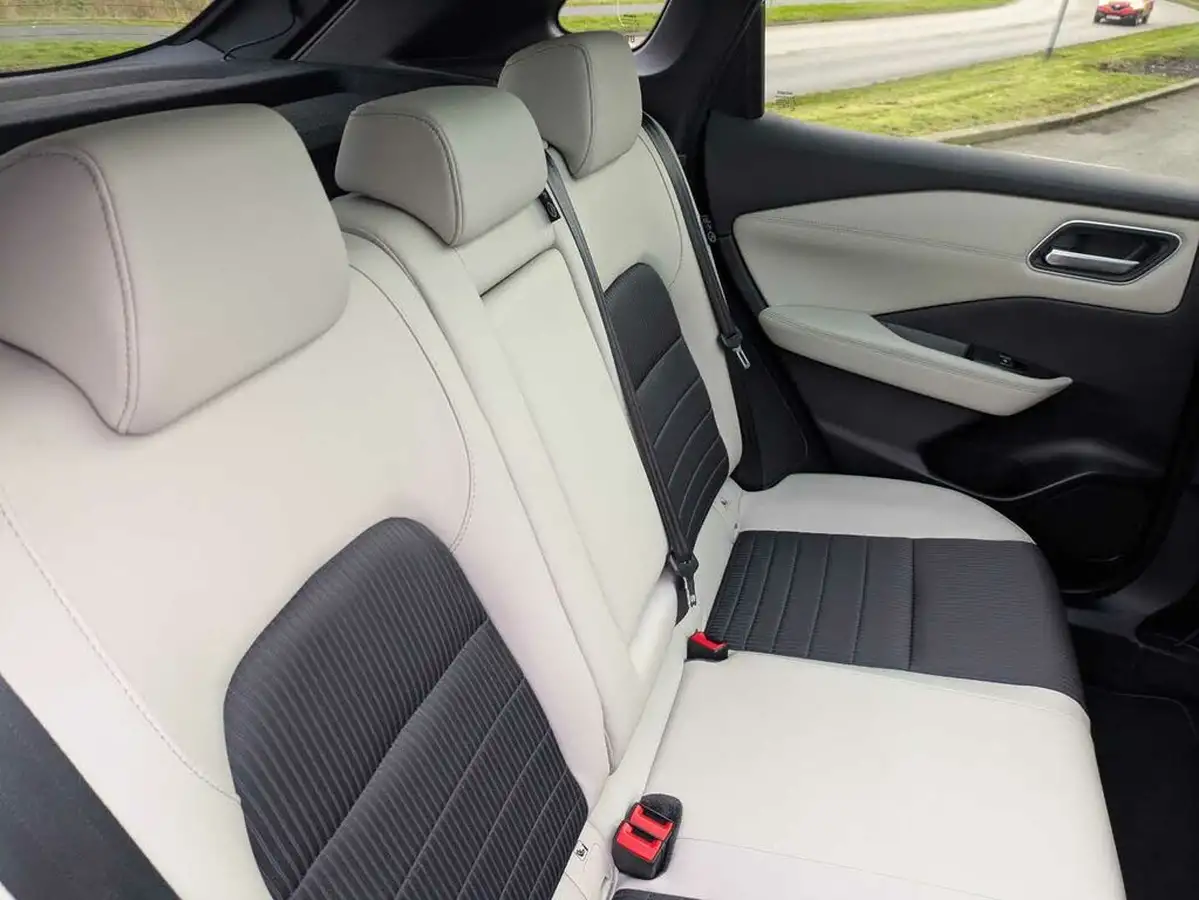2023-nissan-qashqai-13-dig-t-tekna-158ps-xtronic-big-11
