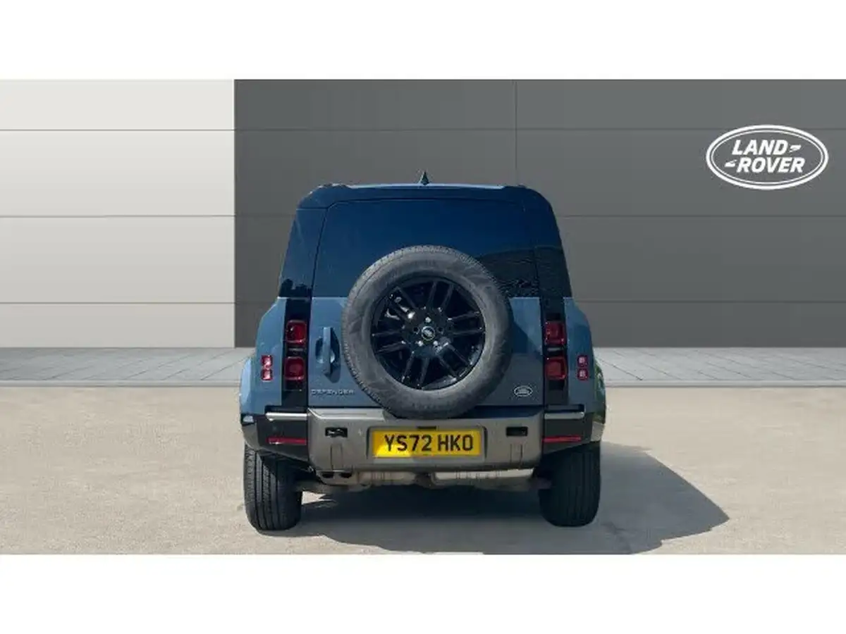 2022-land-rover-110-defender-30-d300-x-dynamic-s-big-5