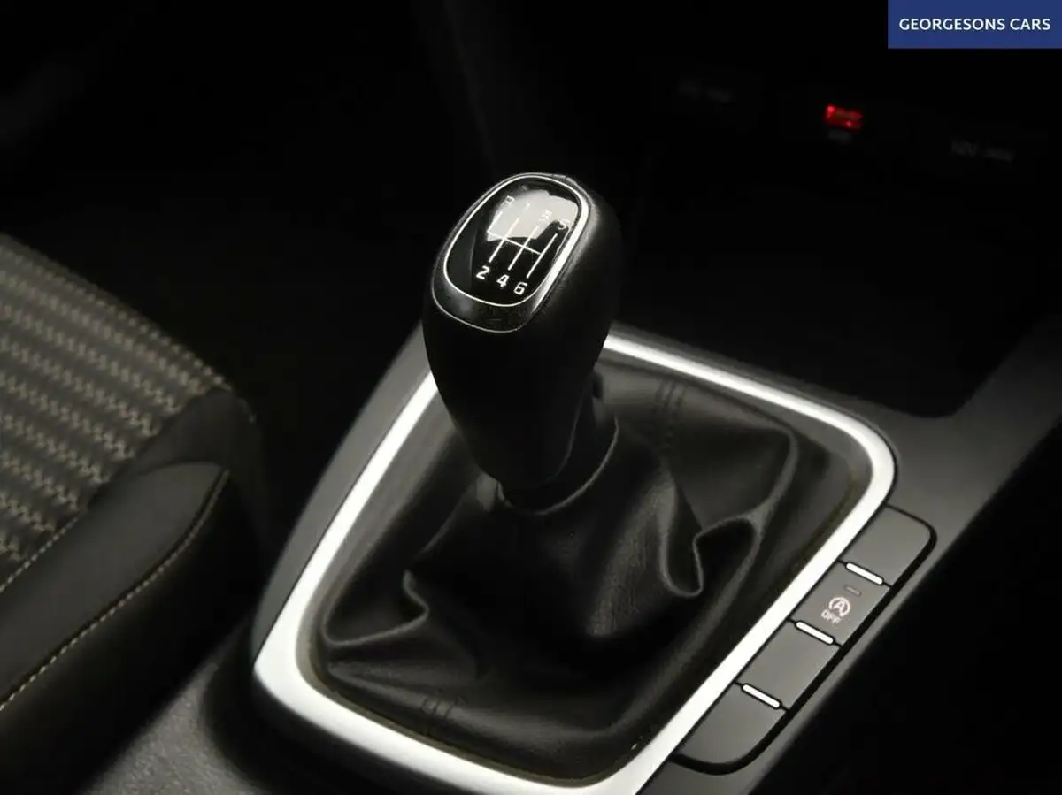 2022-kia-xceed-10-t-gdi-2-big-26