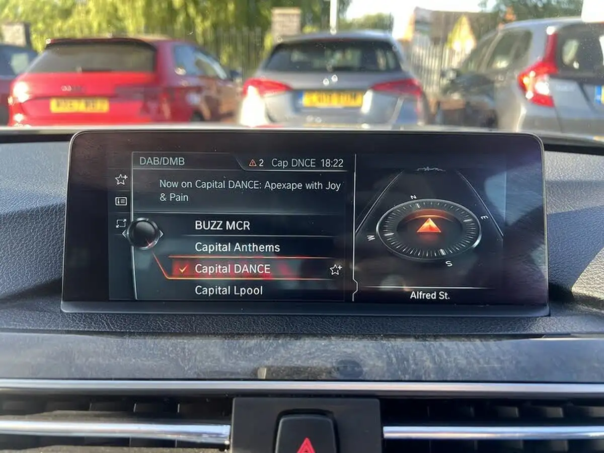 2017-bmw-3-series-20td-320d-m-sport-saloon-4d-auto-big-32