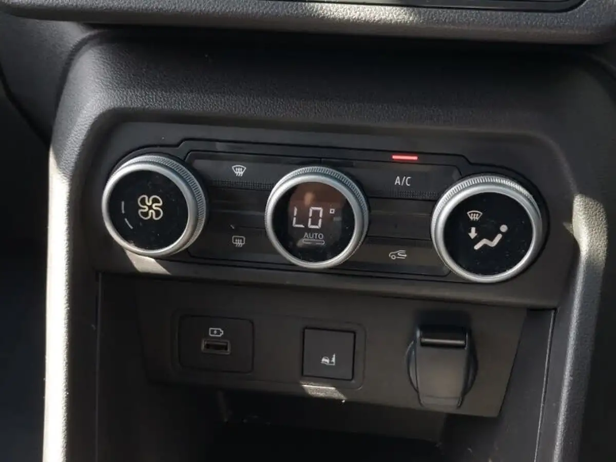2024-dacia-jogger-10-tce-extreme-big-12
