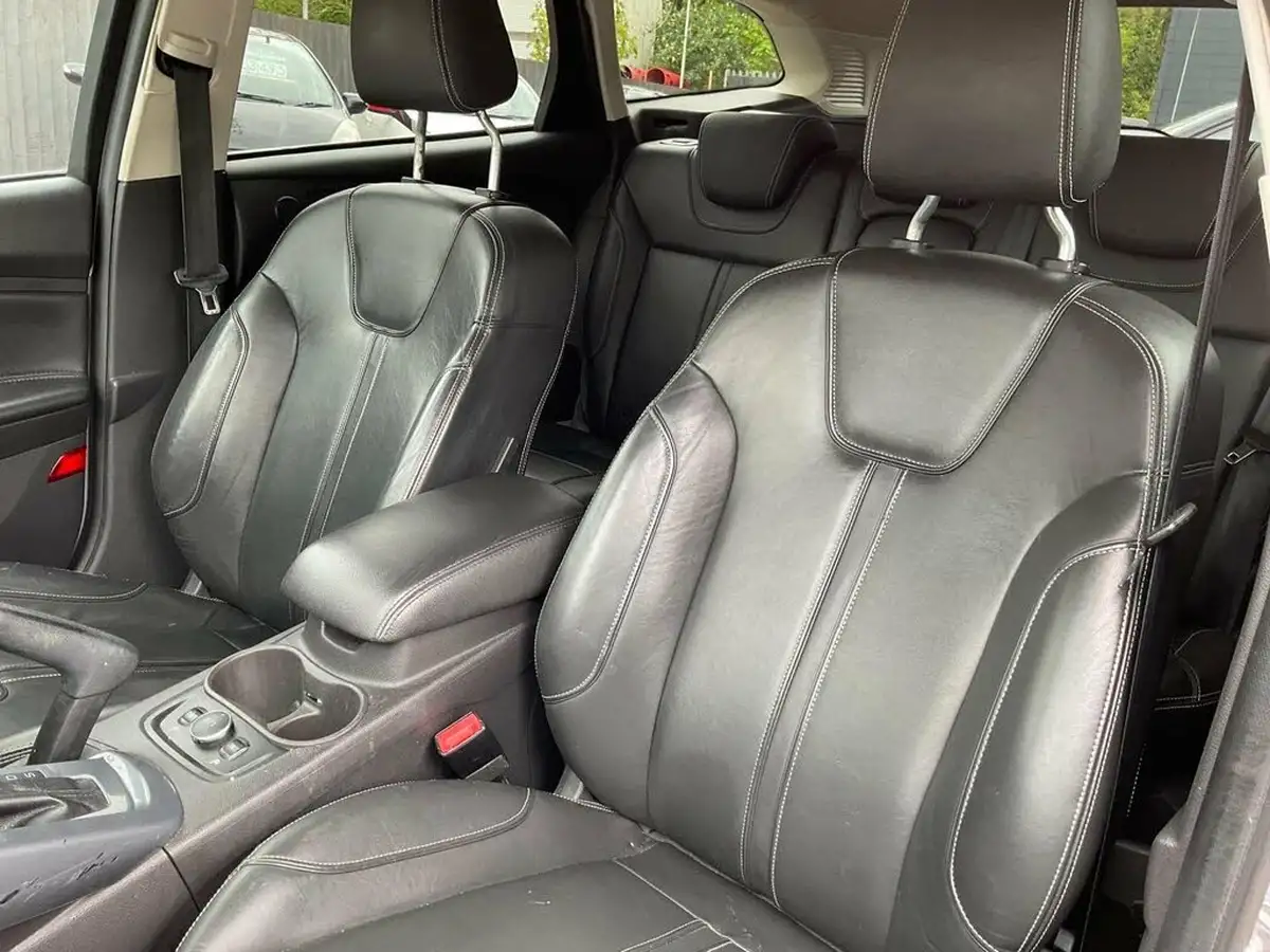 2013-ford-focus-20td-titanium-x-estate-powershift-big-12