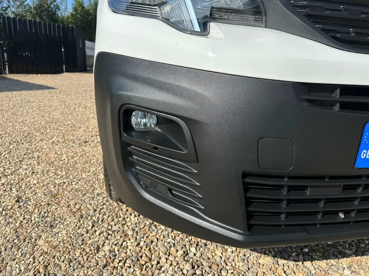 2019-peugeot-partner-16bluehdi-1000-professional-big-8