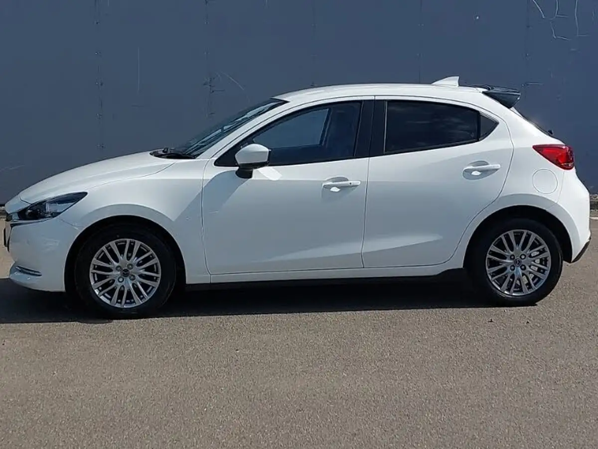 2022-mazda-mazda2-15-e-skyactiv-g-gt-sport-tech-big-3