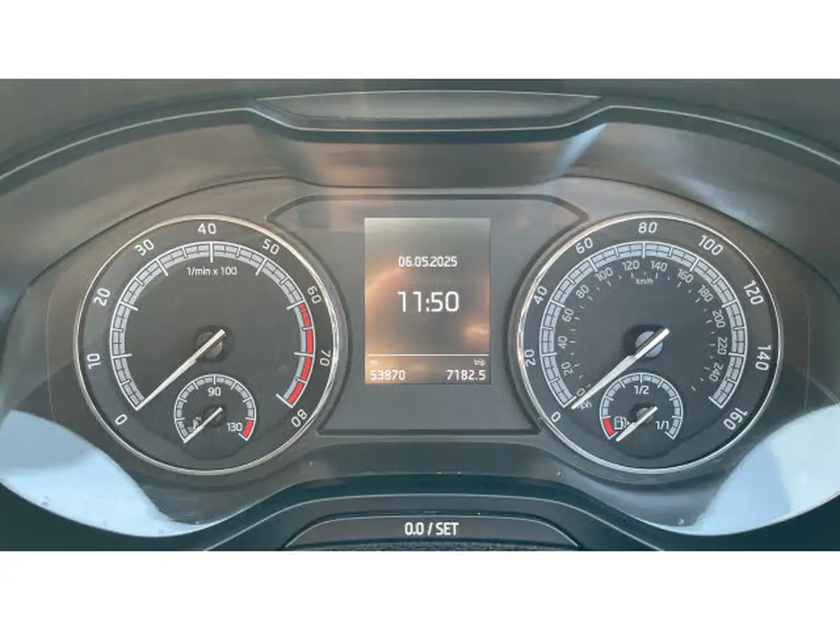 2018-skoda-karoq-15-tsi-se-act-big-10