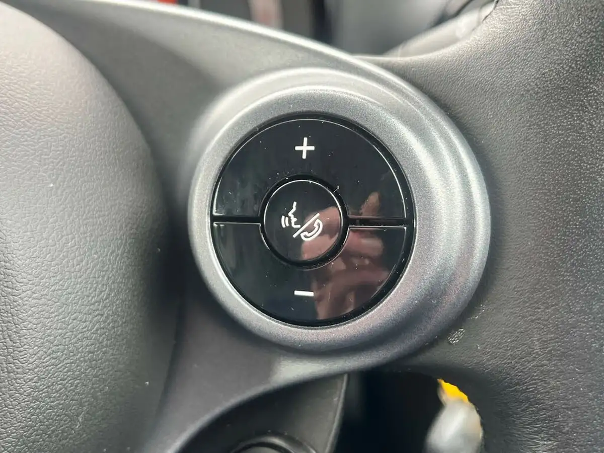 2019-smart-fortwo-09-prime-premium-coupe-twinamic-big-42