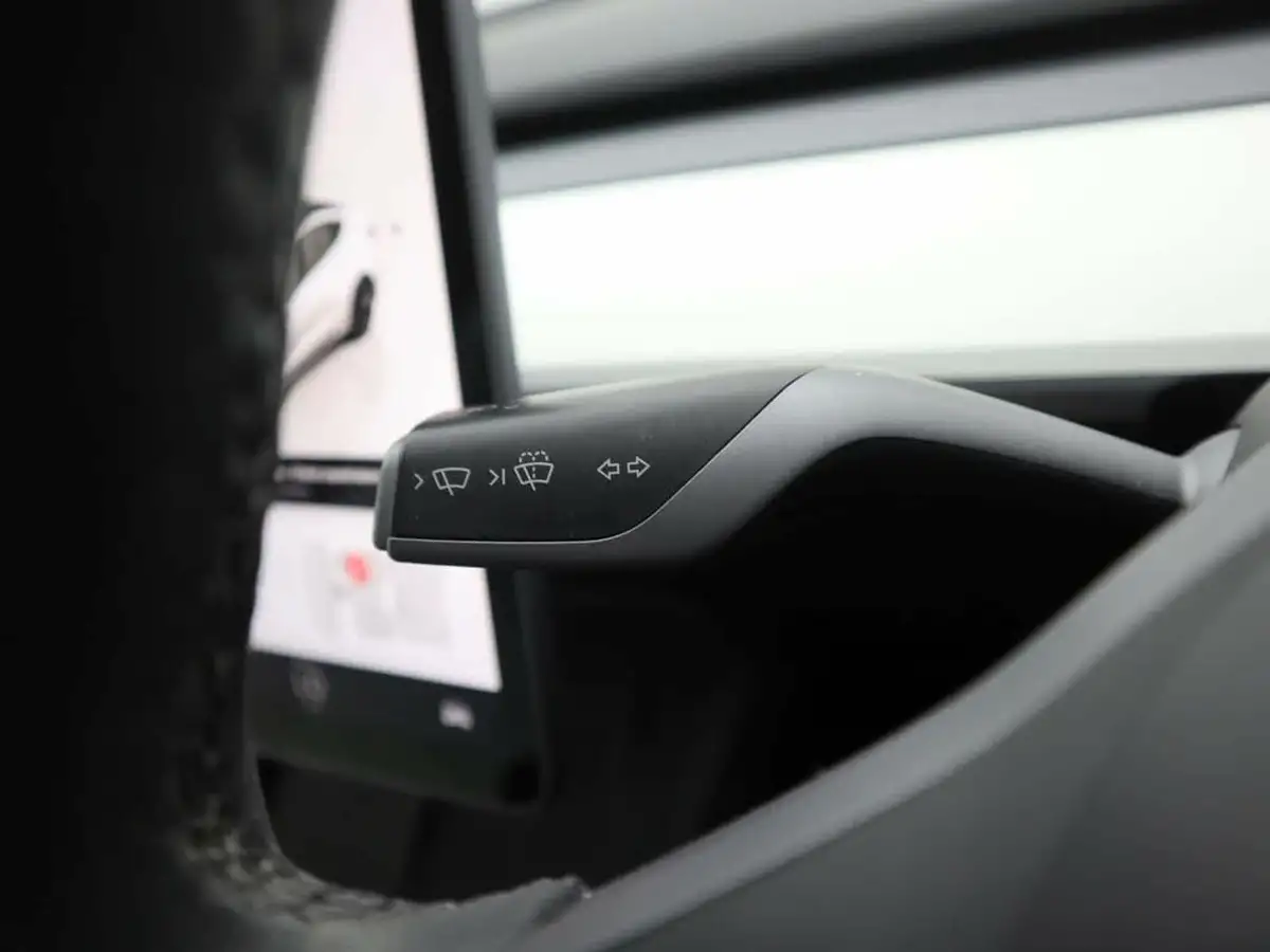 2021-tesla-model-3-e-standard-plus-big-35