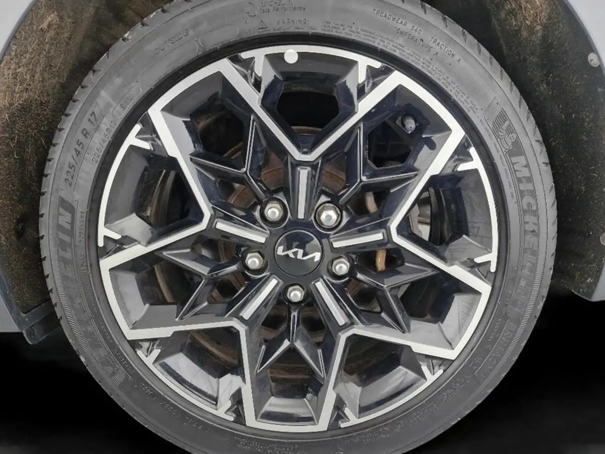 2022-kia-pro-ceed-15-t-gdi-gt-line-big-12