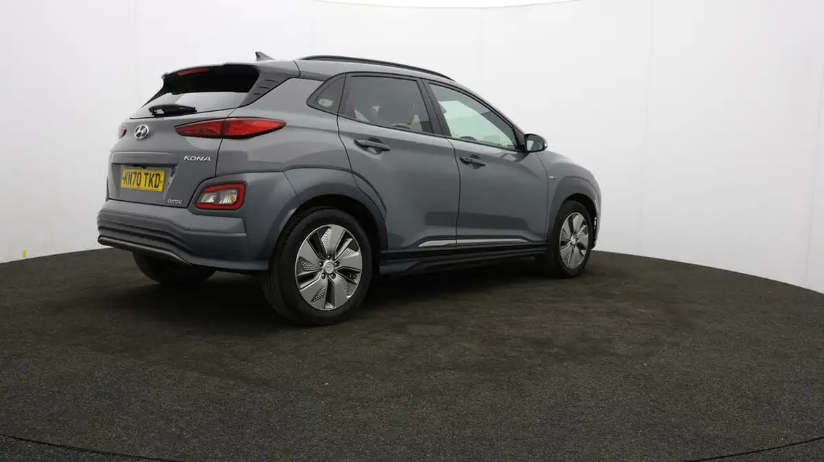 2020-hyundai-kona-e-premium-se-64kwh-105kw-obc-big-6
