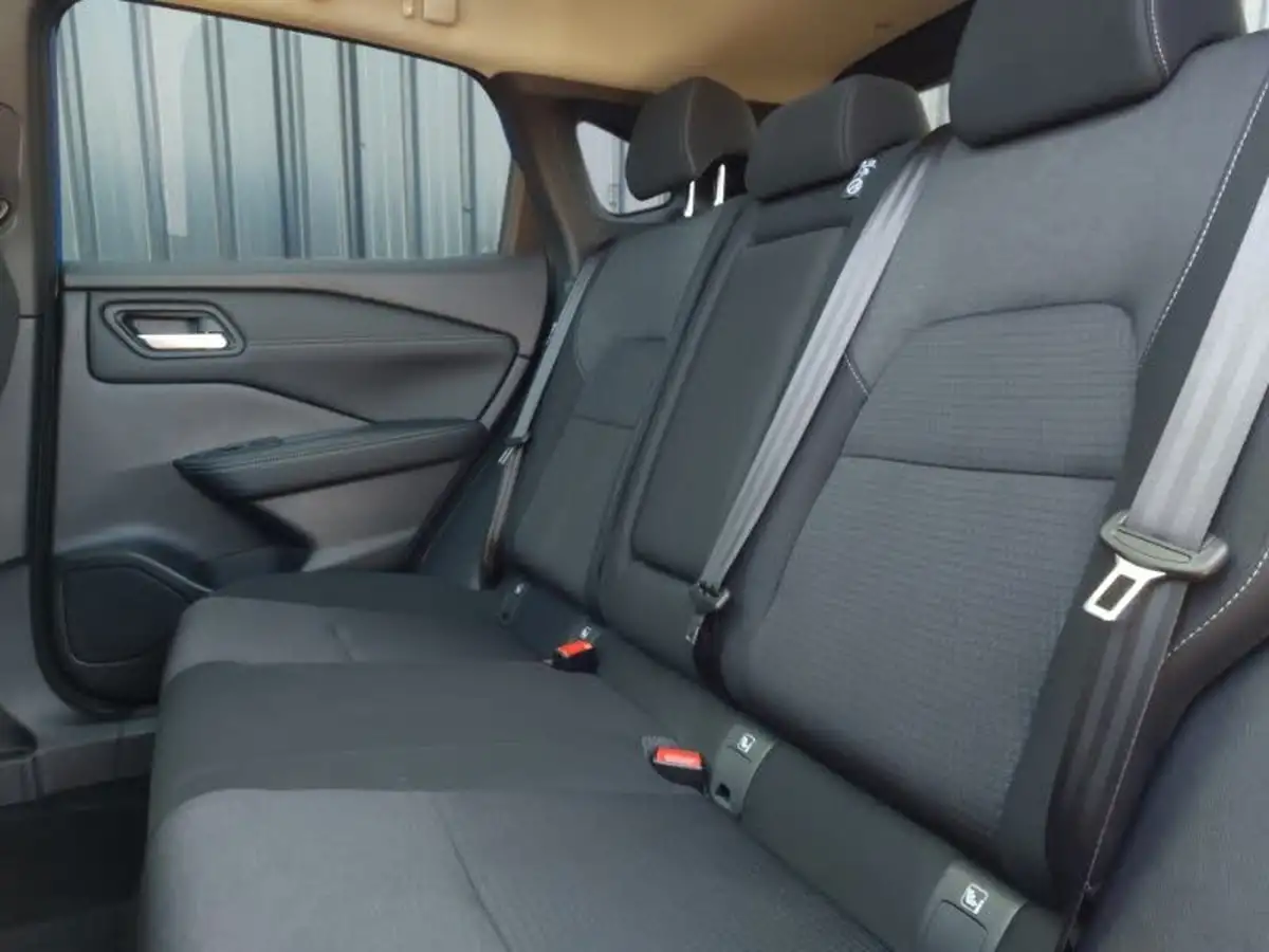 2024-nissan-qashqai-15-n-connecta-big-5