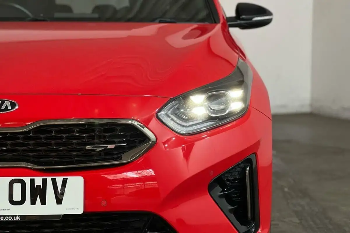 2020-kia-pro-ceed-16-t-gdi-gt-big-12