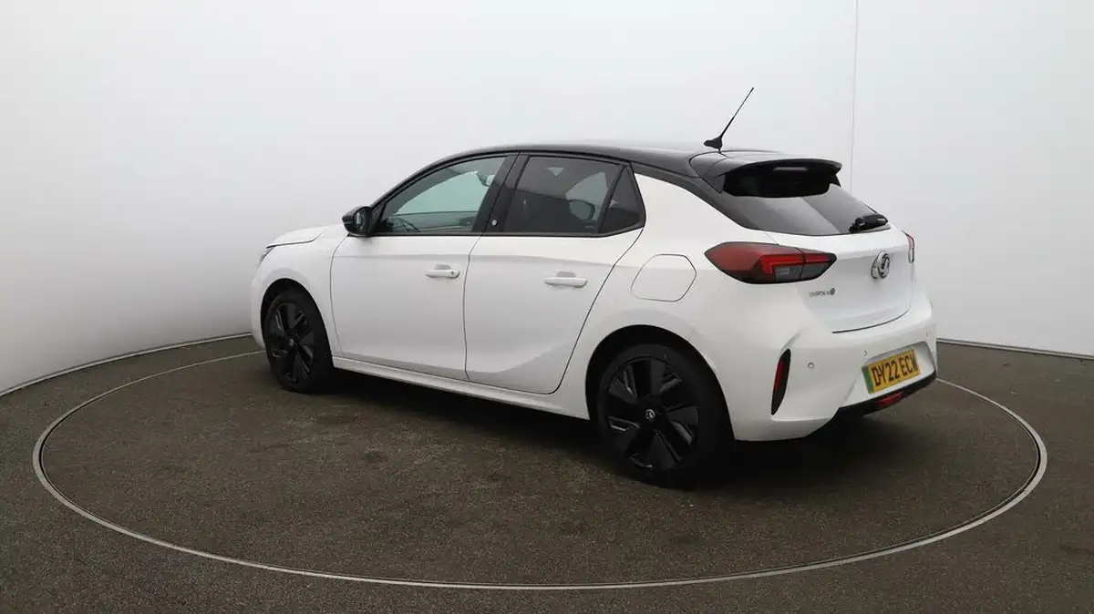 2022-vauxhall-corsa-e-sri-premium-big-54