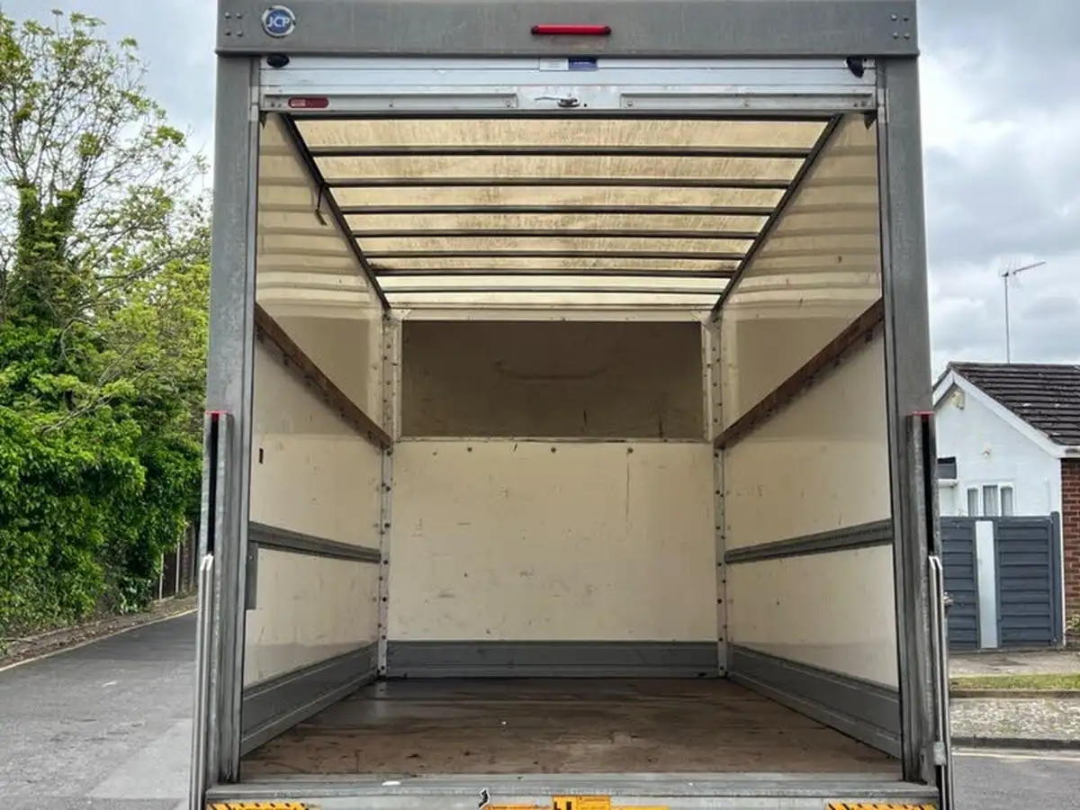 2019-peugeot-boxer-20-bluehdi-335-l4-luton-bfb-big-22