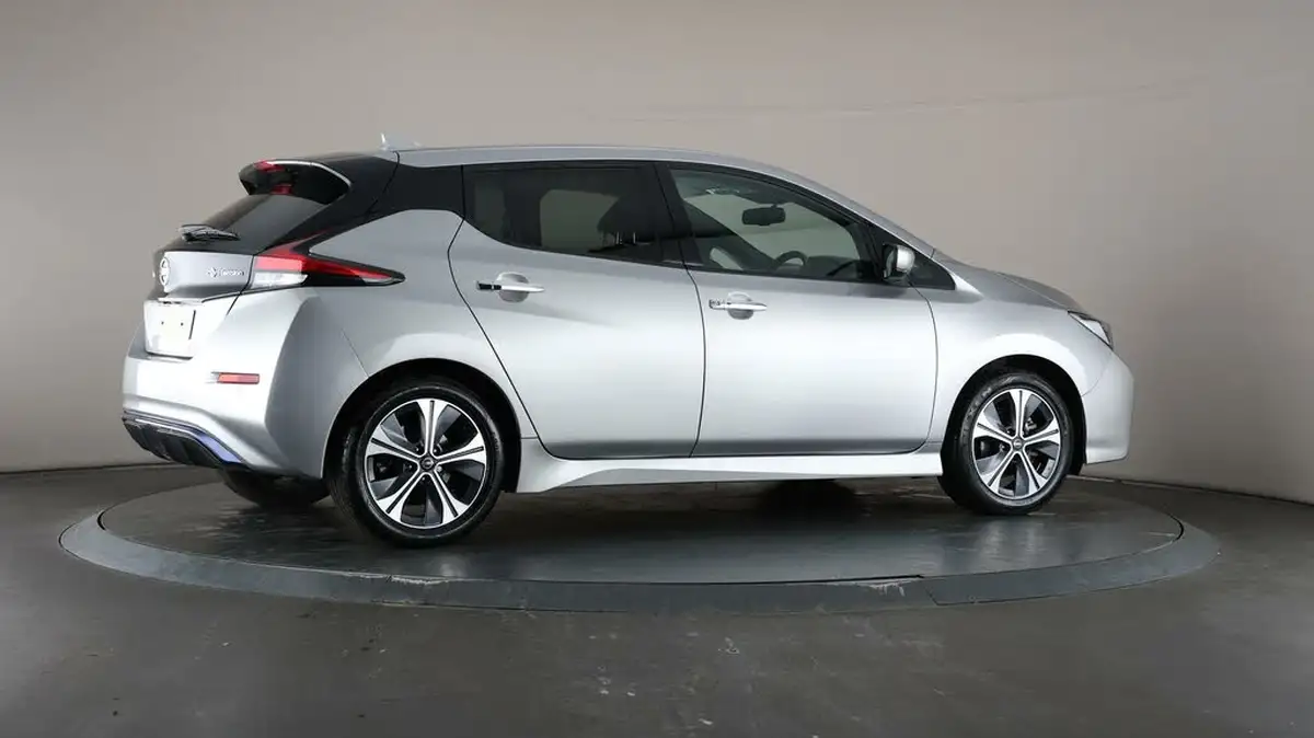 2022-nissan-leaf-e-n-connecta-big-56