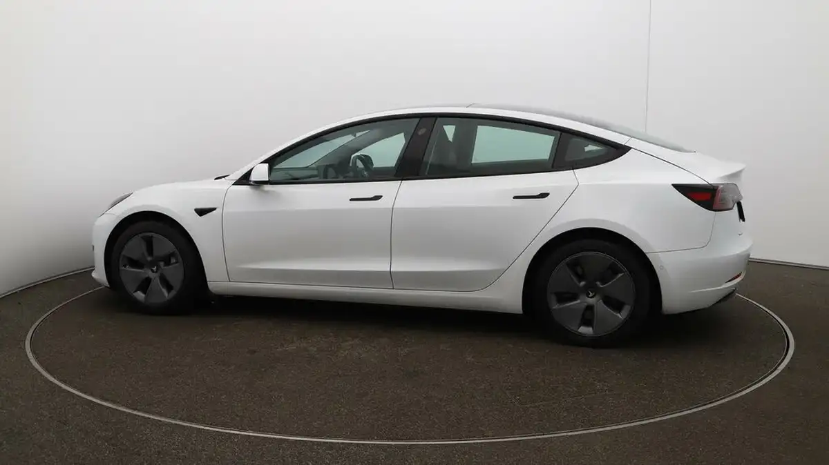 2021-tesla-model-3-e-long-range-4x4-big-49