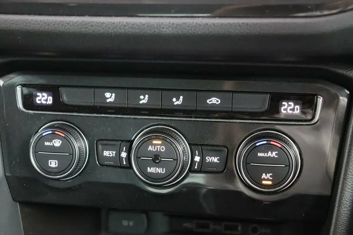 2019-volkswagen-tiguan-15-tsi-match-130ps-big-24