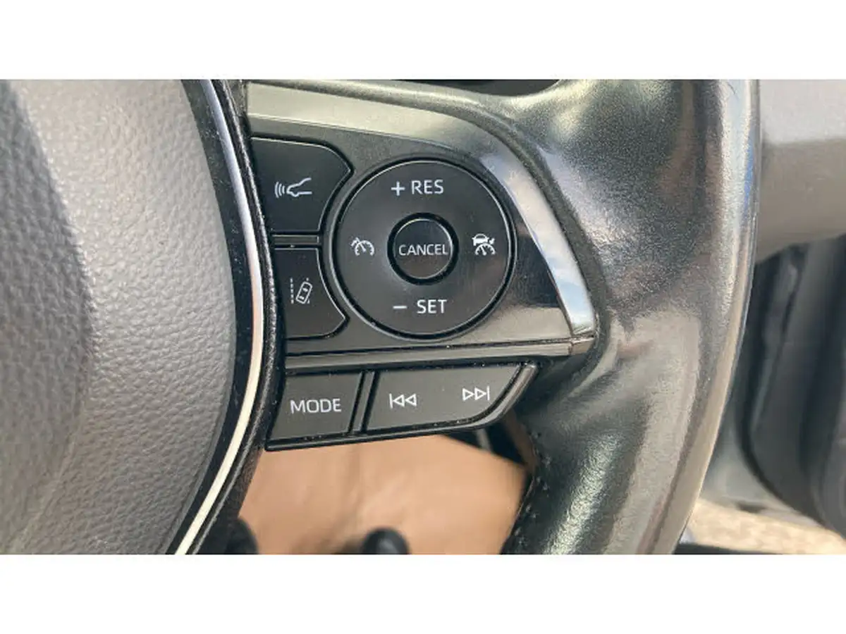 2020-toyota-corolla-18-vvt-i-design-spare-wheel-hatchback-5d-big-30