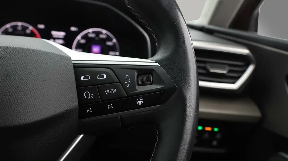 2021-seat-leon-15-etsi-xcellence-estate-big-21