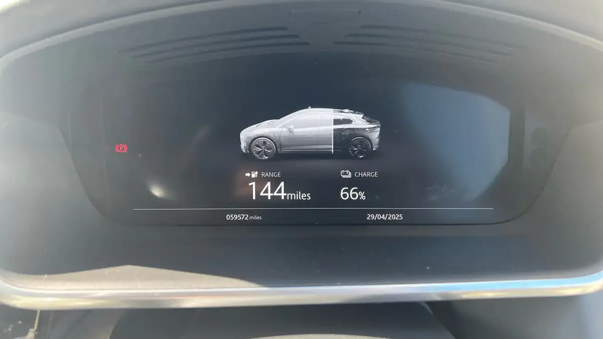 2019-jaguar-i-pace-ev400-se-big-20