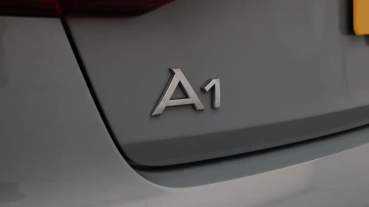2021-audi-a1-10-30-tfsi-s-line-110ps-big-21