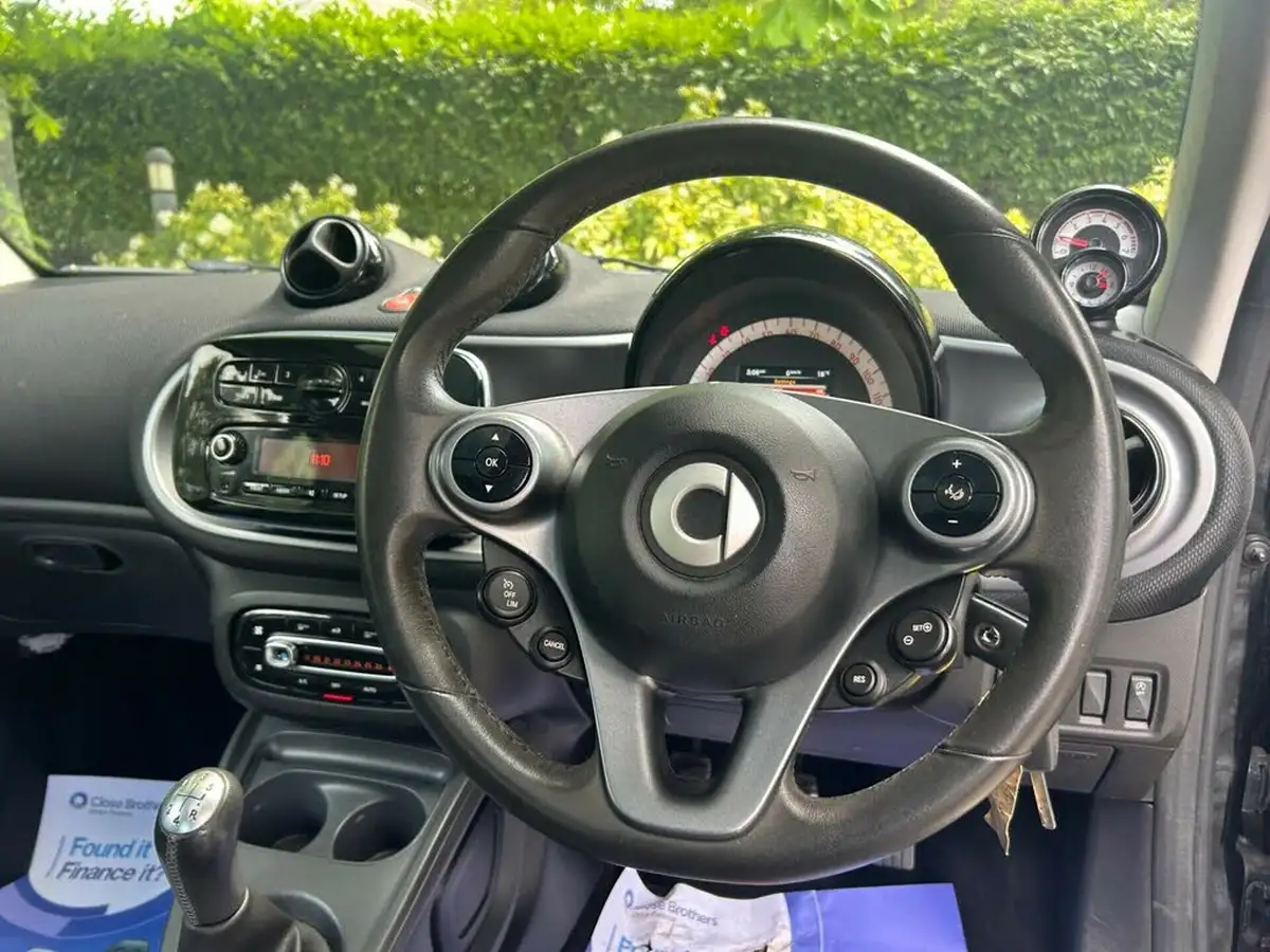 2017-smart-fortwo-10-prime-71bhp-ss-coupe-big-33