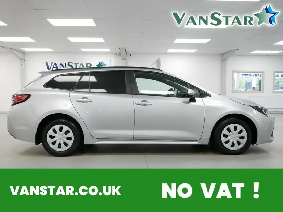 2022-toyota-corolla-18-vvt-i-corolla-commercial-140hpeu6d-big-0