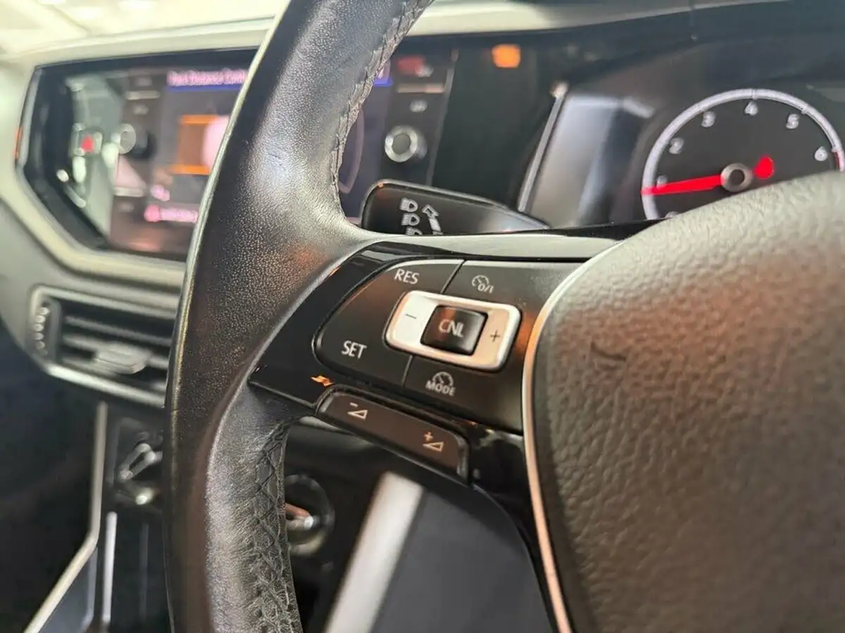 2021-volkswagen-polo-10-match-big-27